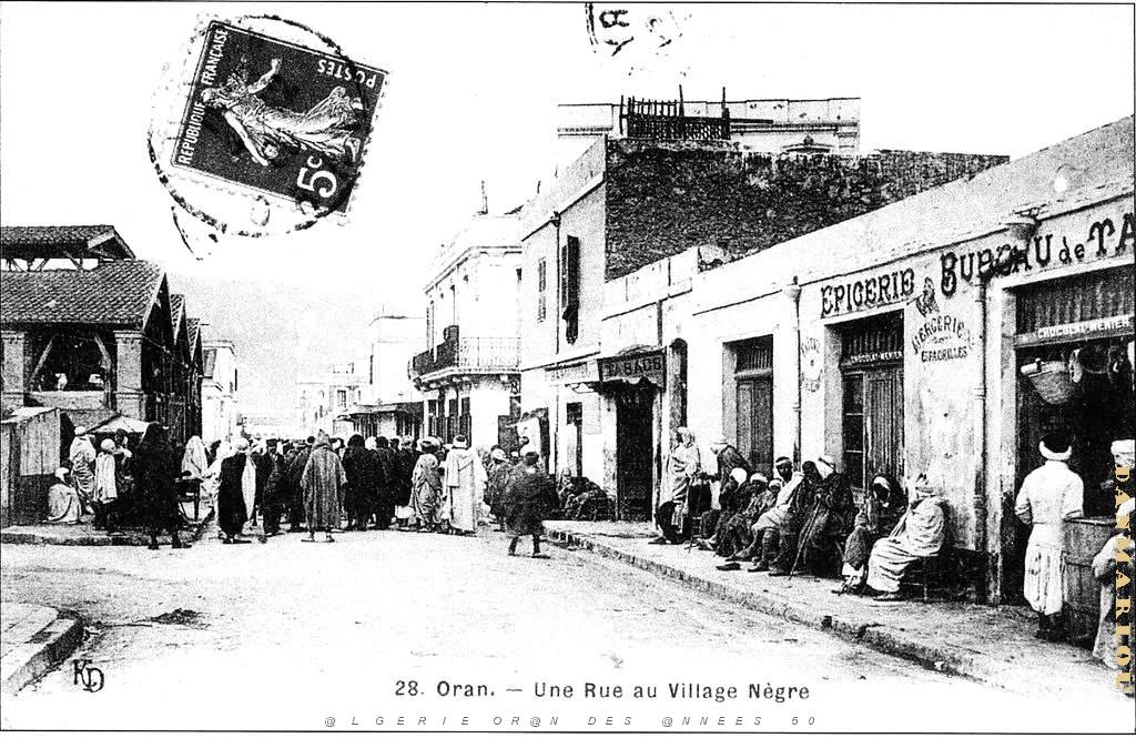CA a- 033- Village negre.JPG
